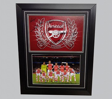 Arsenal FC Squad Signed Club Emblem + Photo