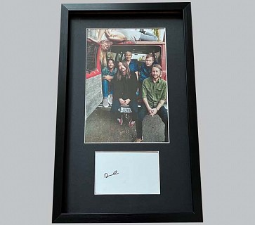 Dave Grohl Signed Postcard + Foo Fighters Photo